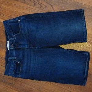 Levi Bermuda Shorts